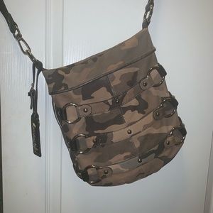 B Makowsky camouflage bag almost new